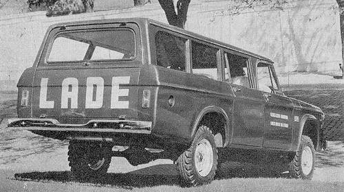 Dodge D200 en las Islas Malvinas Carrocer a amplia y equipada para el 
