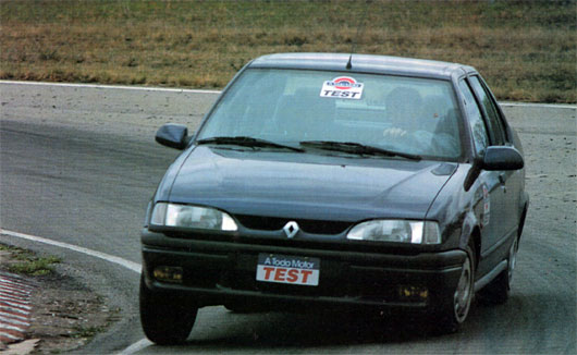 Renault 19 RT 1.8i vs Renault 19 TC-2000