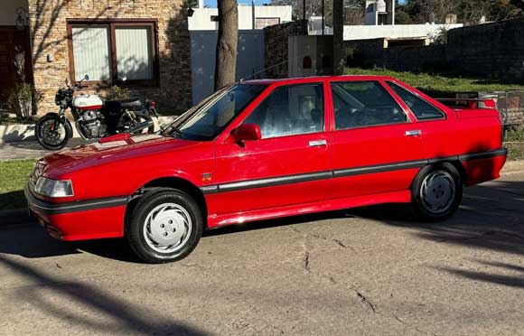 Renault 21 TXI