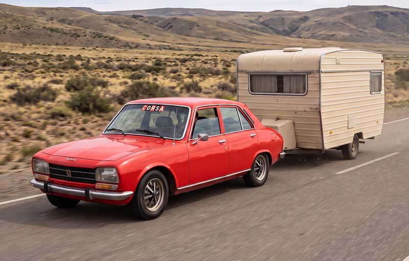 Peugeot 504 SE 2000 con Casa Rodante