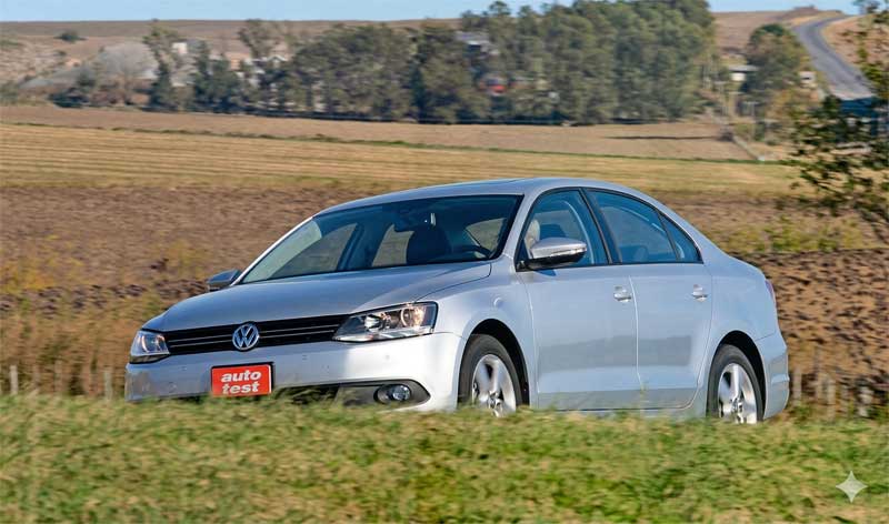 Volkswagen Vento 2.5 Luxury