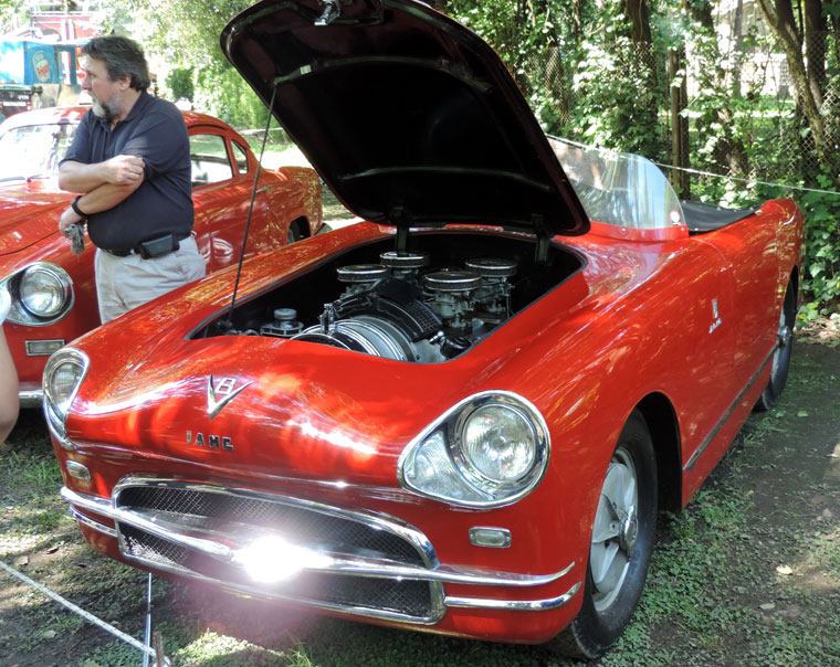 IAME V-8 Justicialista