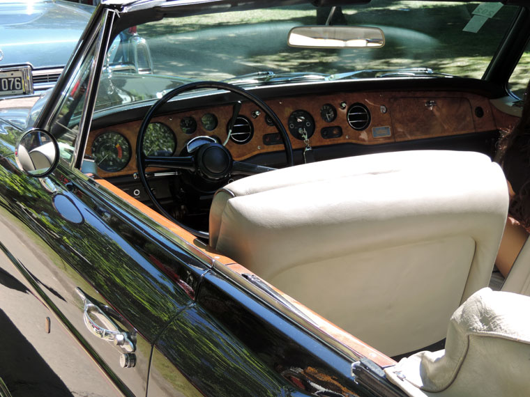 Rolls Royce Corniche