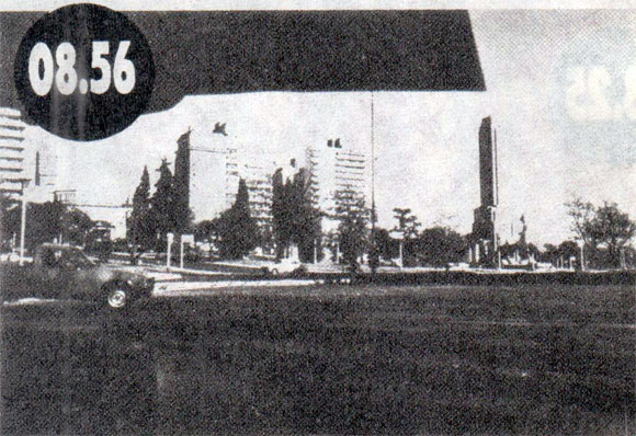 Buenos Aires - Rosario: Auto vs Avión con Ford Escort Ghia Año 1989