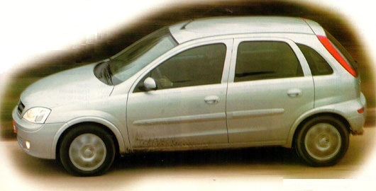Chevrolet Corsa II CD 1.8 5p vs Fiat Palio 1.8 HLX 5p