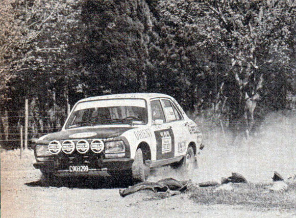 Peugeot 504 Rally vs Alfa Romeo GTV 2000 Grupo 2
