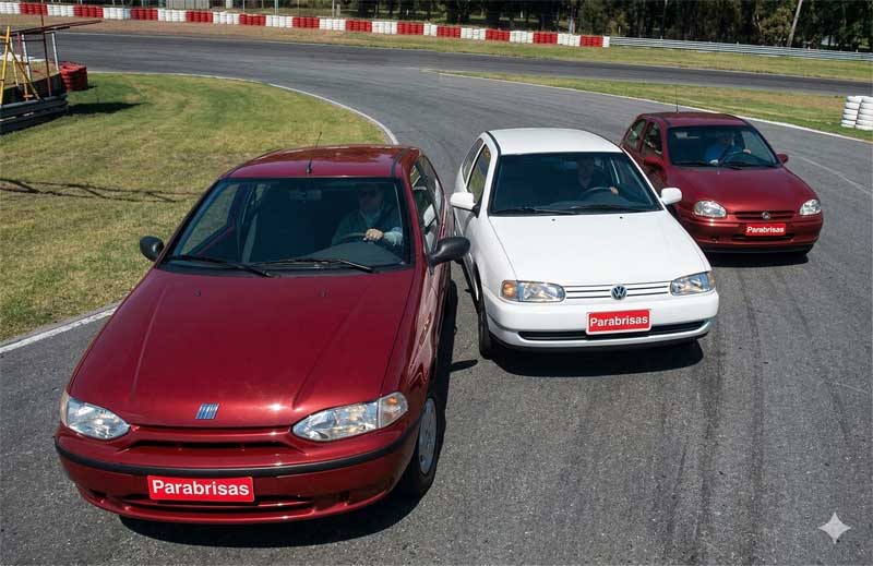 Chevrolet Corsa 1.6 MPFi 3p vs Fiat Palio EL 3p vs Volkswagen Gol GL 1.6 Mi 3p