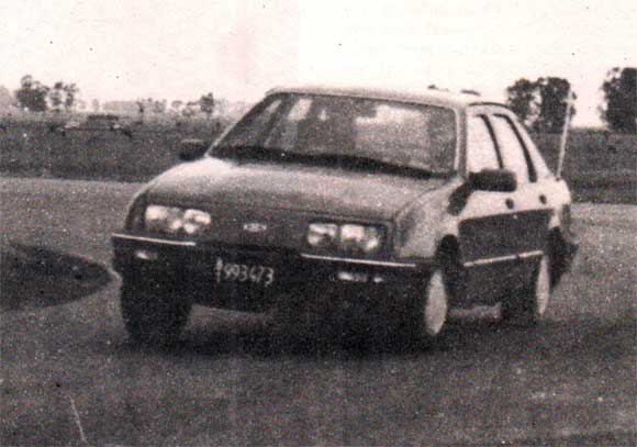 Ford Sierra Ghia 2.3 Autom&aacute;tico