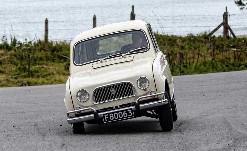 IKA Renault 4 L - 1964