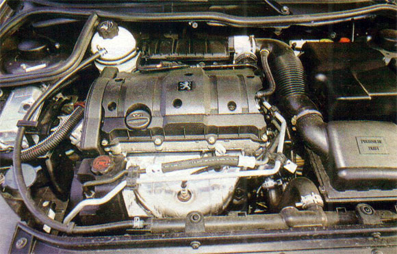 Peugeot 206 XR 1.4 y Peugeot 206 XR 1.6 16v