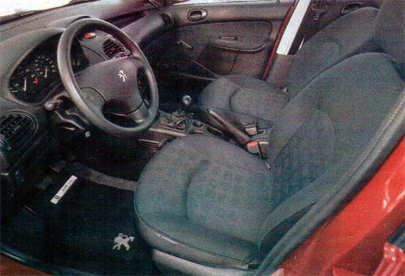 Peugeot 206 XR 1.4 y Peugeot 206 XR 1.6 16v