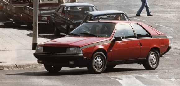 Renault Fuego GTX 2.2